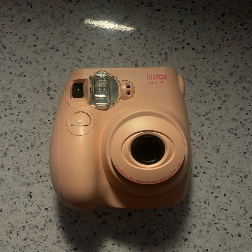 Fujifilm Instax Mini 7s Camera